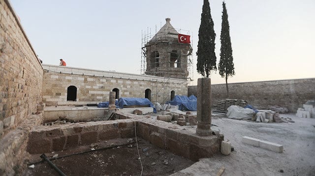 165 ancient tombs found in east China