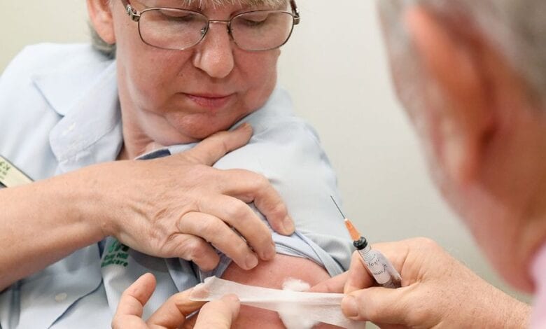 Australia vaccine roll-out