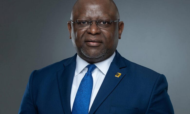 Dr Adesola