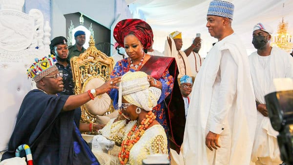 Oniru, saraki