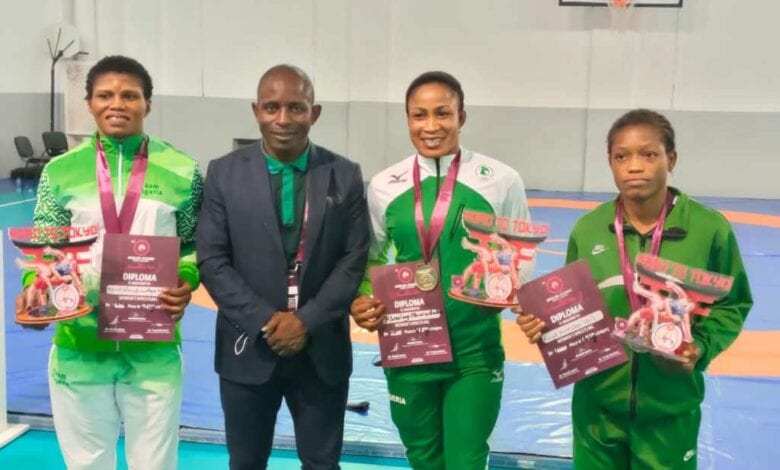 Nigeria wrestlers