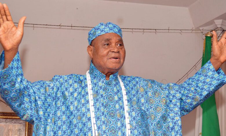 Esama of Benin Kingdom, Sir Gabriel Igbinedion