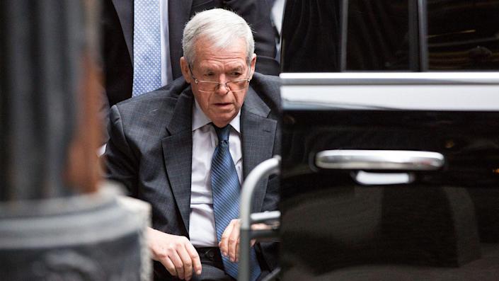 Hastert settles