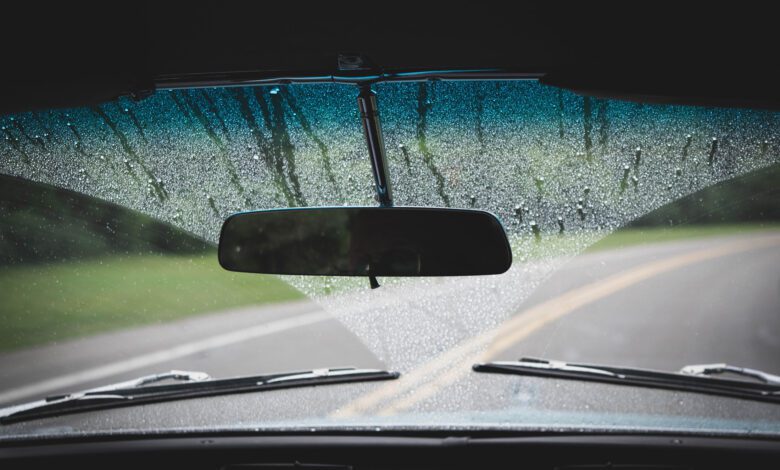 wipers, clear windscreen