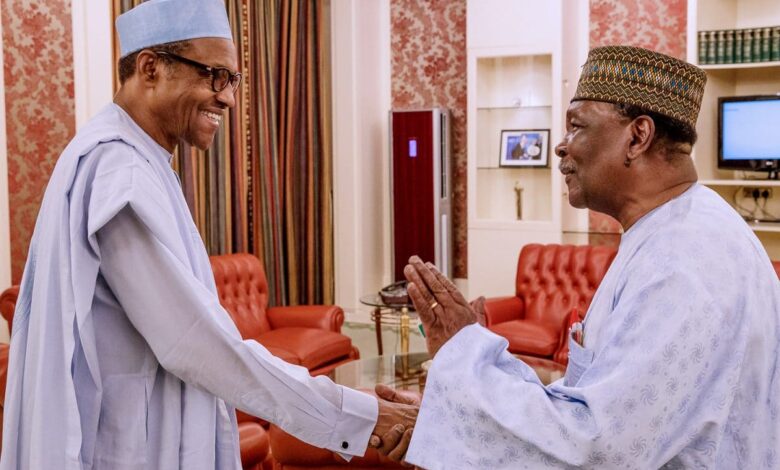 Yakubu-Gowon, Buhari