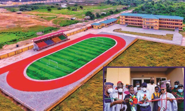 Sanwo-Olu-and-Secondary-School