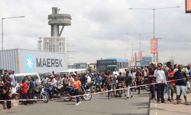 Fire at Apongbon Bridge on Lagos Island