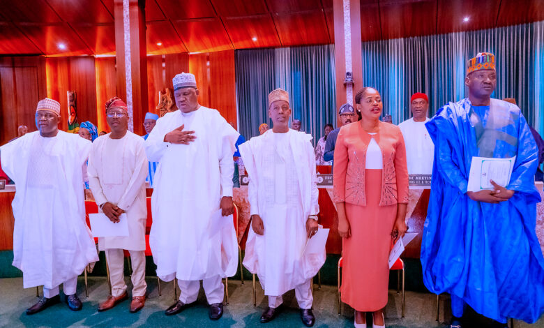 President Buhari swears-in 6 Permanent Secretaries